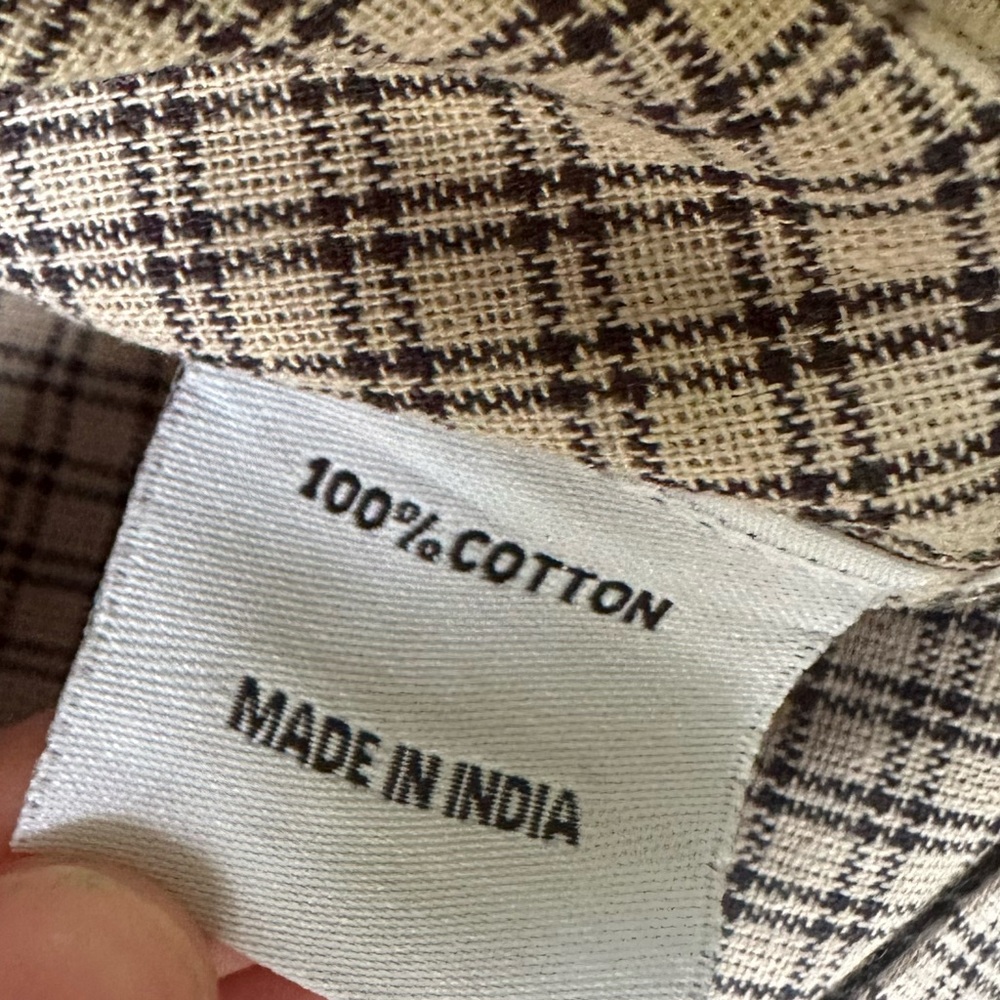 Daughters of India Poet Blouse in Taupe Small - Picture 11 of 13